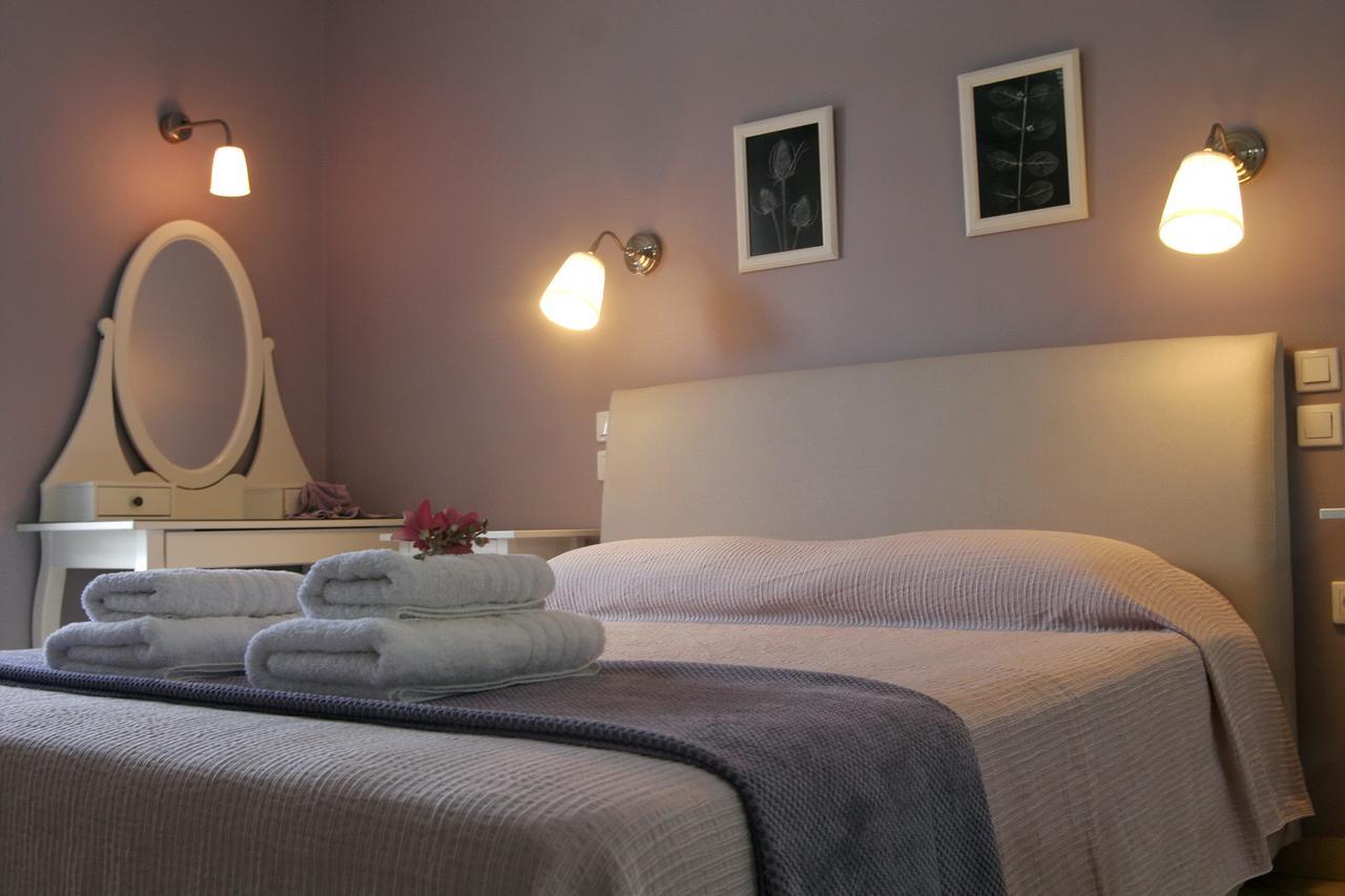 Boutique Hotel Iasmos Trizonía Exteriör bild