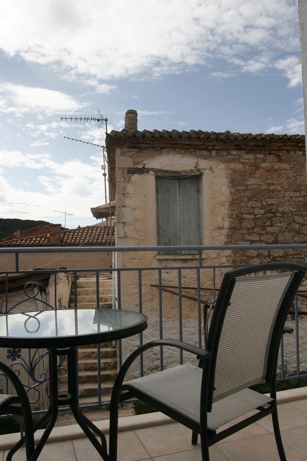 Boutique Hotel Iasmos Trizonía Exteriör bild